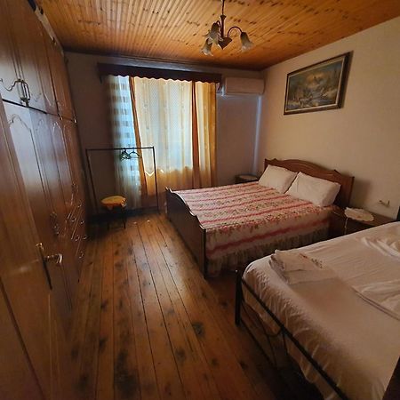 Hida Guest House Gjirokastër 外观 照片