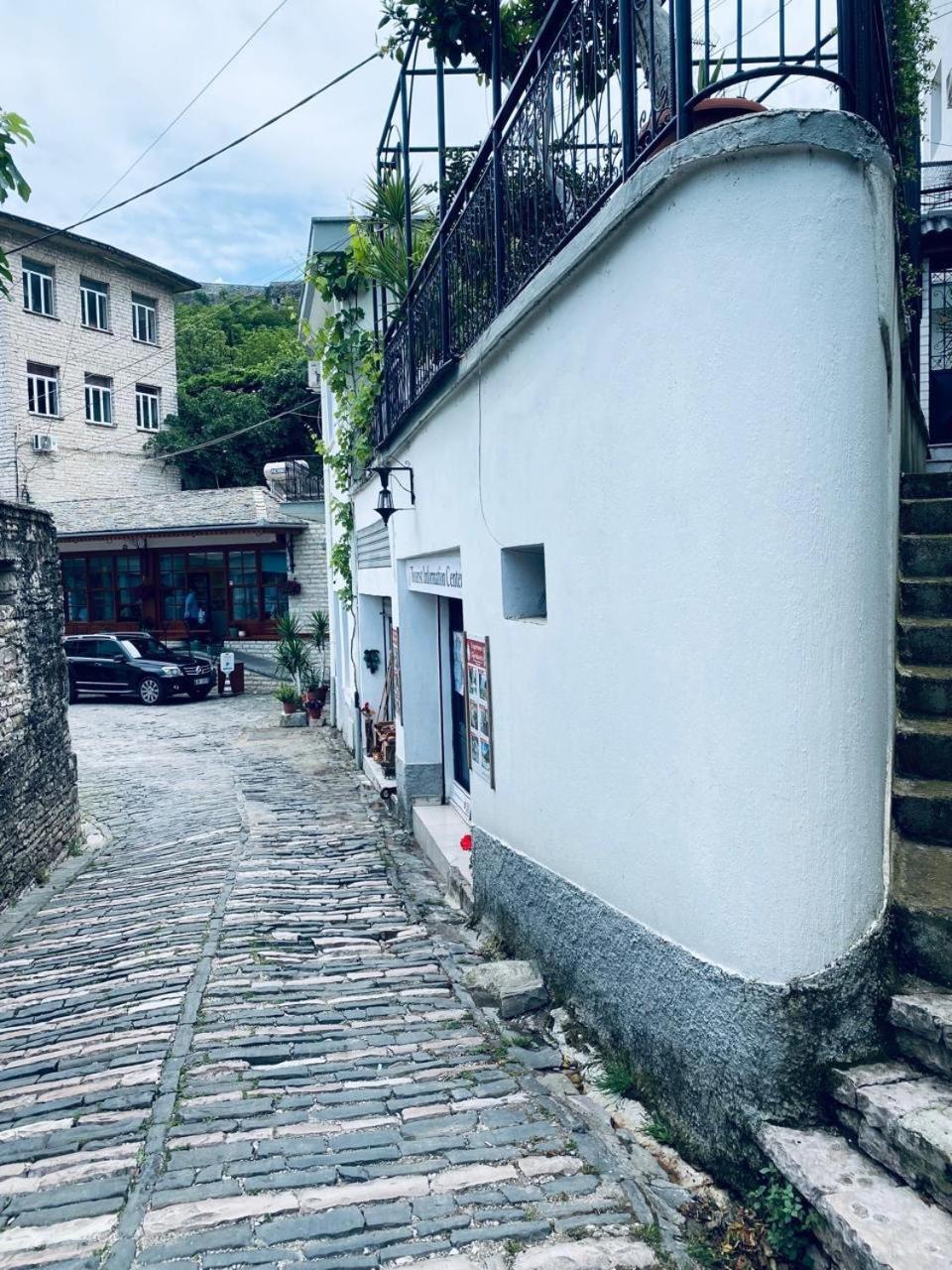 Hida Guest House Gjirokastër 外观 照片